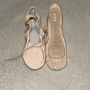 Bloch Blush Pink Leather Ballet Flats with Elastic Topline